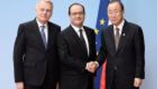 هولاند يحذر: فشل عملية السلام يدعم التطرف