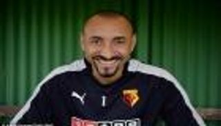 واتفورد يجدد عقد حارسه جوميز