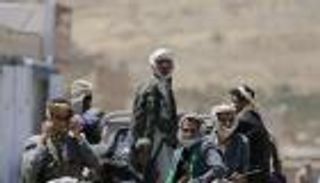 الحوثيون يحشدون لاقتحام الجنوب.. والتحالف يواصل قصف القاعدة