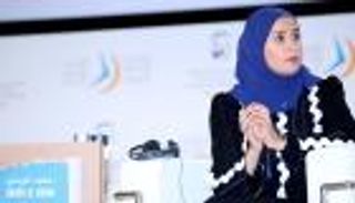 وزيرة السعادة عهود الرومي تطلق هاشتاق #سافر_بإيجابية