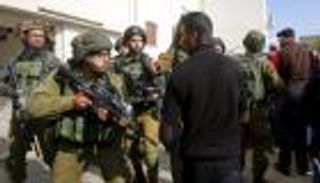 مصابان فلسطينيان و7 معتقلين بالضفة وهدم منزل بالقدس