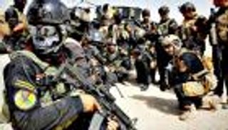 الجيش العراقي يطهّر أحياء الرمادي.. وإحباط هجوم انتحاري بالفلوجة