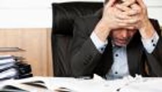 3 تمرينات ذكية تنقذك من الإجهاد في العمل