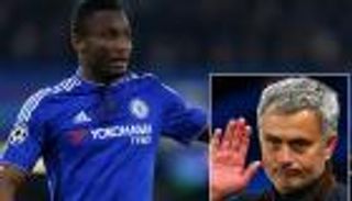 لاعب تشيلسي يحذر نجوم اليونايتد من مورينيو