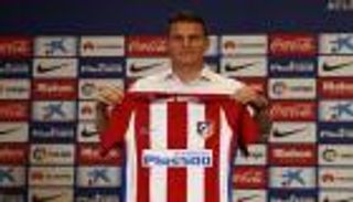 جاميرو رفض أن يكون مهاجما رابعا في برشلونة 