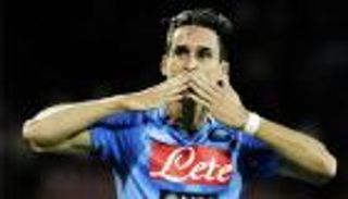 كاييخون يجدد عقده مع نابولي حتى 2020