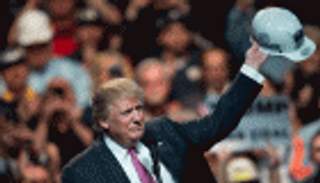 عنف وإطلاق نار في احتجاج ضد ترامب بـ