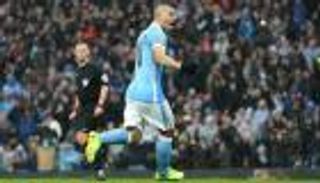 بيليجريني: الإصابة لن تمنع أجويرو من مواجهة سان جيرمان