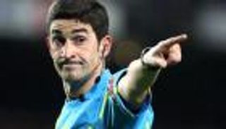 "جزار" إسباني لإدارة ديربي جدة