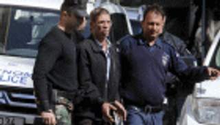 خاطف الطائرة المصرية يمثل أمام المحكمة في قبرص