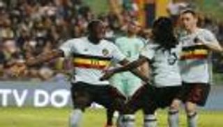 ناقد بلجيكي: من حسن حظنا أن عائلة لوكاكو لا تضم 3 أشقاء