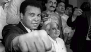 نجوم الملاكمة العالمية ينعون الأسطورة كلاي