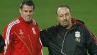 كاراجر: بينيتيز قريب من خيانة ليفربول