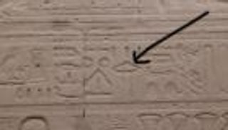 بالصور.. هل امتلك الفراعنة طائرات وغواصات وأطباقًا طائرة؟