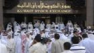 الأسهم القيادية تدفع مؤشرات البورصة الكويتية نحو الصعود