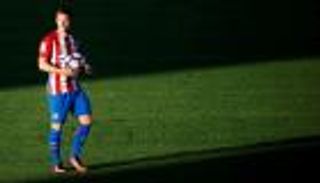 رئيس أتلتيكو مدريد يتغزل في مهاجمه الجديد