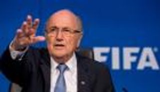 بلاتر يستأنف ضد قرار إيقافه 8 سنوت