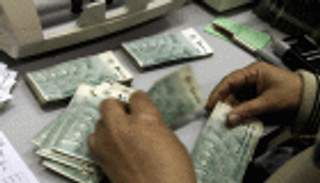 لبنان يزيد حجم الدين العام المقوم بالدولار