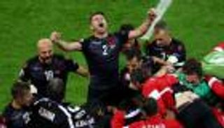 الصحف الألبانية تحتفي بالفوز 