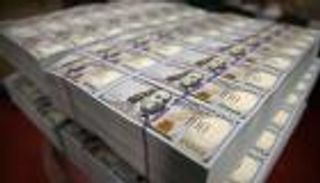  الدولار يواصل الهبوط قبيل اجتماعي المركزي الأمريكي والياباني