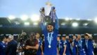 برشلونة ينفي اهتمامه بمحرز.. وتشيلسي يطارده