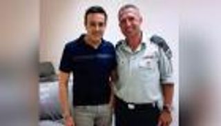 صابر الرباعي يكشف سر صورته مع ضابط إسرائيلي ويرد على اتهامه بالتطبيع