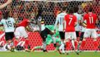 البديلان لوكاكو وديناير يكلفان بلجيكا هدف التعادل أمام ويلز