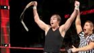 دين أمبروز يقهر ذا ميز في نزال 