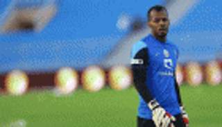 8 مخالفات سابقة لشراحيلي تستنفذ صبر الهلال