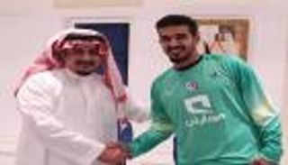 الهلال السعودي يتعاقد رسميا مع الحارس المعيوف