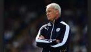 مدرب ليستر يستبعد تدريب إيطاليا