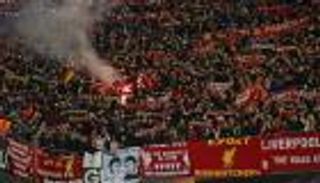 الألعاب النارية تزيد سيئات ليفربول أمام الاتحاد الأوروبي