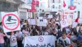 بالفيديو.. تصاعد الاحتجاجات ضد مشروع عفو عن رجال بن علي