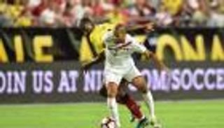 تعادل مثير بين بيرو والإكوادور يشعل صراع مجموعة البرازيل