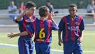 فيديو: صغار برشلونة يُتقِنون
