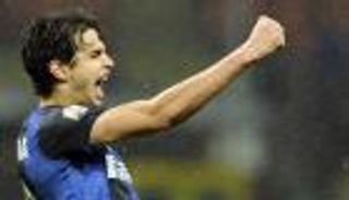 إنتر يُعير قائده السابق إلى سامبدوريا