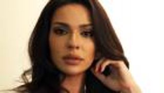 هل فعلتها سيرين؟.. صورة مسيئة لنادين نجيم تغزو "فيسبوك"