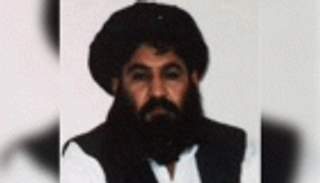 هل سلمت إيران الملا منصور لأمريكا؟