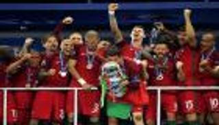 المنتخب البرتغالي البطل رقم 10 لأمم أوروبا 