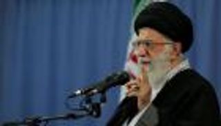  المرشد الإيراني: أمريكا رفعت العقوبات على الورق فقط