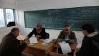 الاعتداءات الداخلية تهدد الانتخابات المحلية في الضفة وغزة