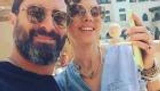 بالصور.. ياسمين رئيس برفقة زوجها في دبي