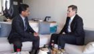 السفير الأمريكي في صنعاء: سندعم أي حل يختاره اليمنيون في "جنيف 2"