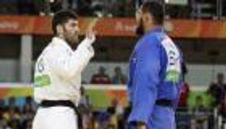 متحدث باسم نتنياهو يتهم العرب بالتطرف والكراهية والعنصرية