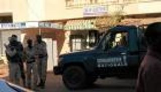 مالي تعتقل 21 شخصا بعد هجوم على بعثة تدريب عسكرية أوروبية