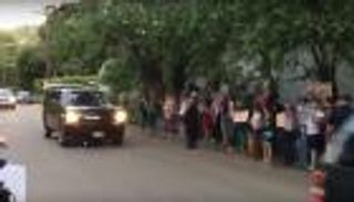 1000 دولار تشعل 