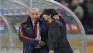 لوف: إسبانيا الأوفر حظا للفوز باليورو