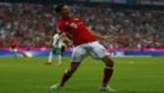 ليفاندوفسكي يفتتح الدوري الألماني بـ3 لقطات وهاتريك