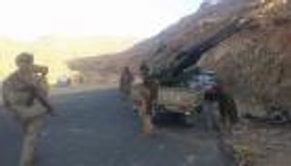 قوات الشرعية تزحف نحو صنعاء وتدمر أكبر مخزنين لأسلحة المتمردين