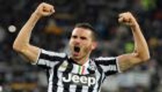 بونوتشي: ندين لساسولو بصدارة الدوري